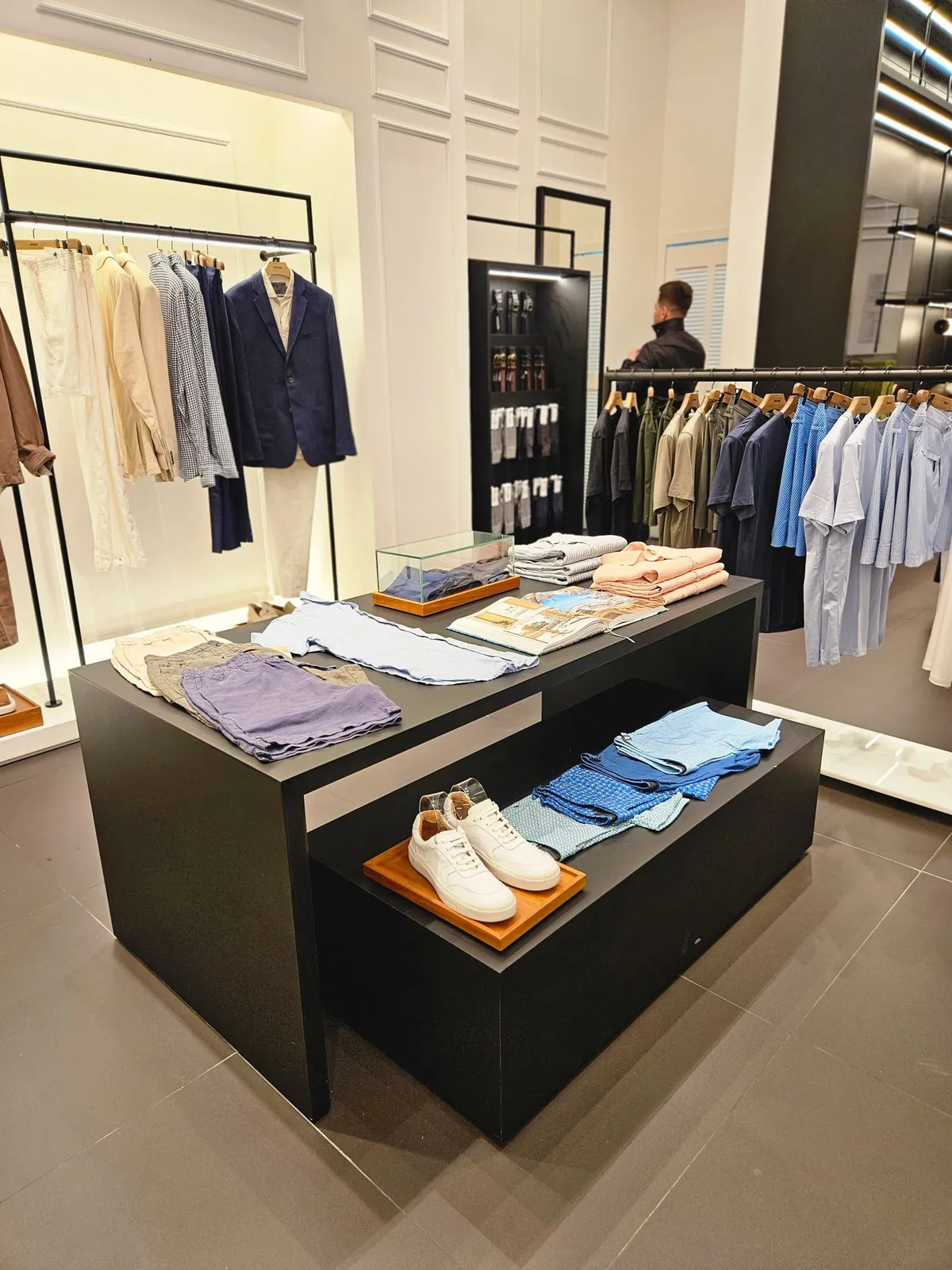Interior de la tienda Ferro